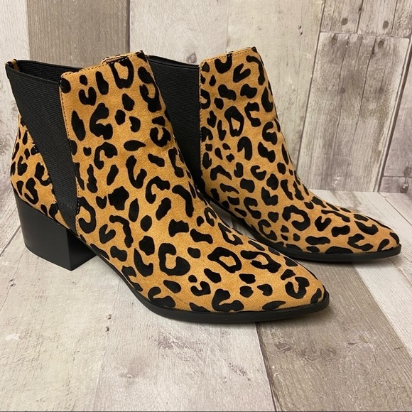 NWB Chinese Laundry Leopard Finn Booties Size 7.5 - Picture 9 of 12